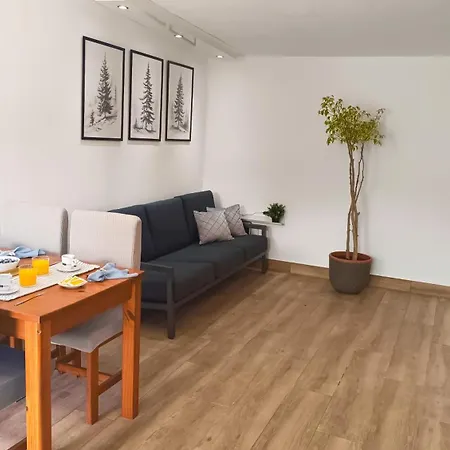 Chalet Bosque10 Piscina Privada Entre La Playa Holiday home Malaga