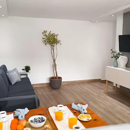Hébergement de vacances Chalet Bosque10 - Piscina Privada *