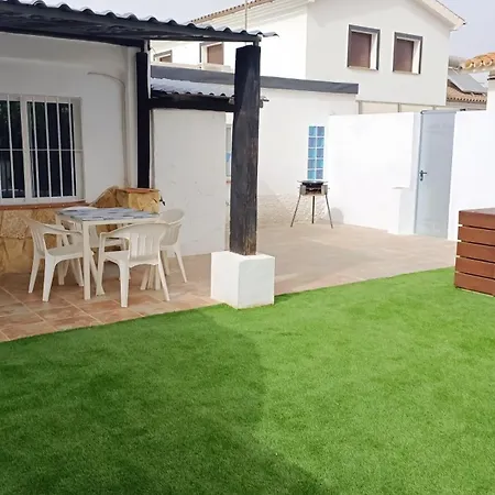 Chalet Bosque10 Piscina Privada Entre La Playa Holiday home *