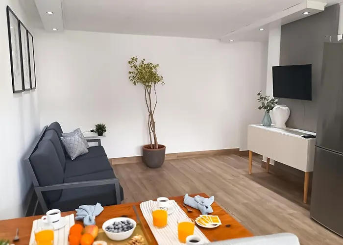 펜션 Chalet Bosque10 Piscina Privada Entre La Playa *